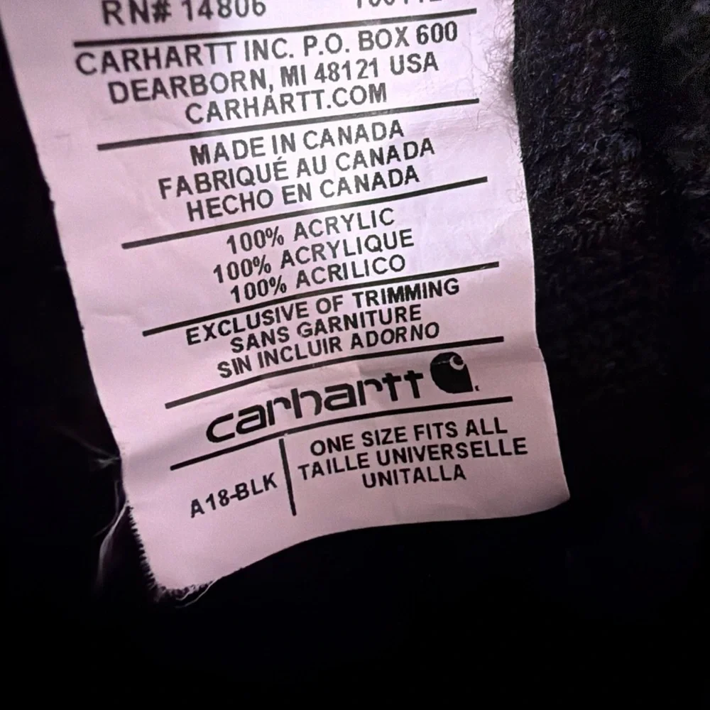 Carhartt Black Beanie with Logo - Picture 6 of 7